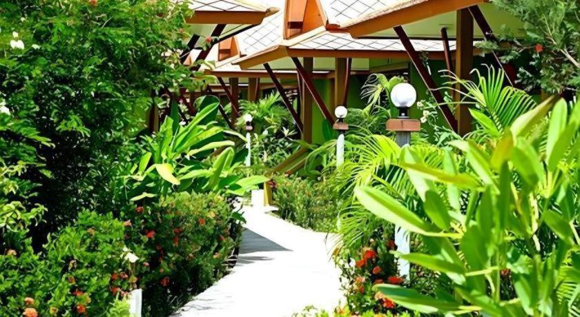 Gerd And Noi Resort Khao Lak Exterior photo
